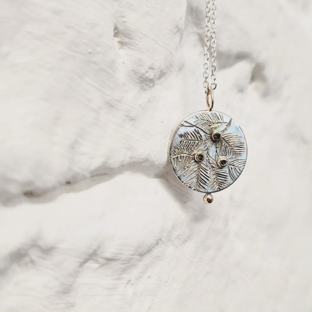 Engraved Nothofagus Foliage Pendant (20mm) with Australian sapphire