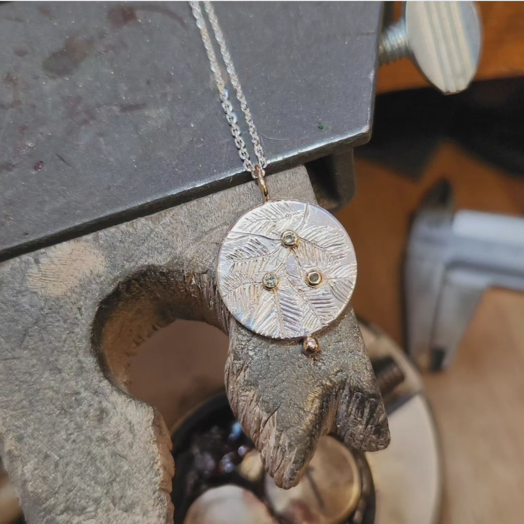 Engraved Nothofagus Foliage Pendant (20mm) with Australian sapphire