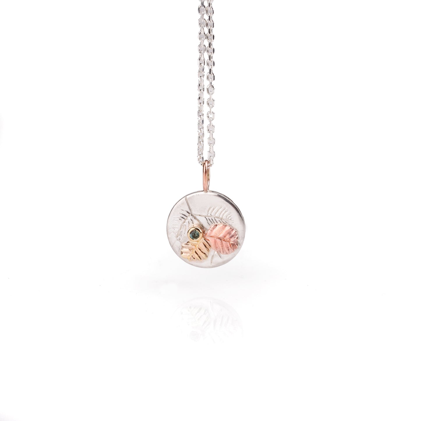 Engraved Nothofagus Gunnii (Fagus) mini pendant with Australian sapphire and solid gold leaes (round)