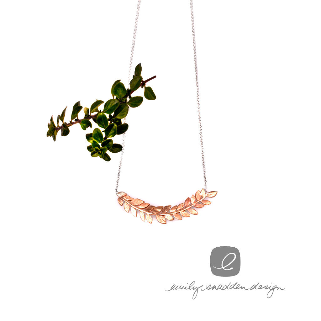 Foliage stem pendant (short)