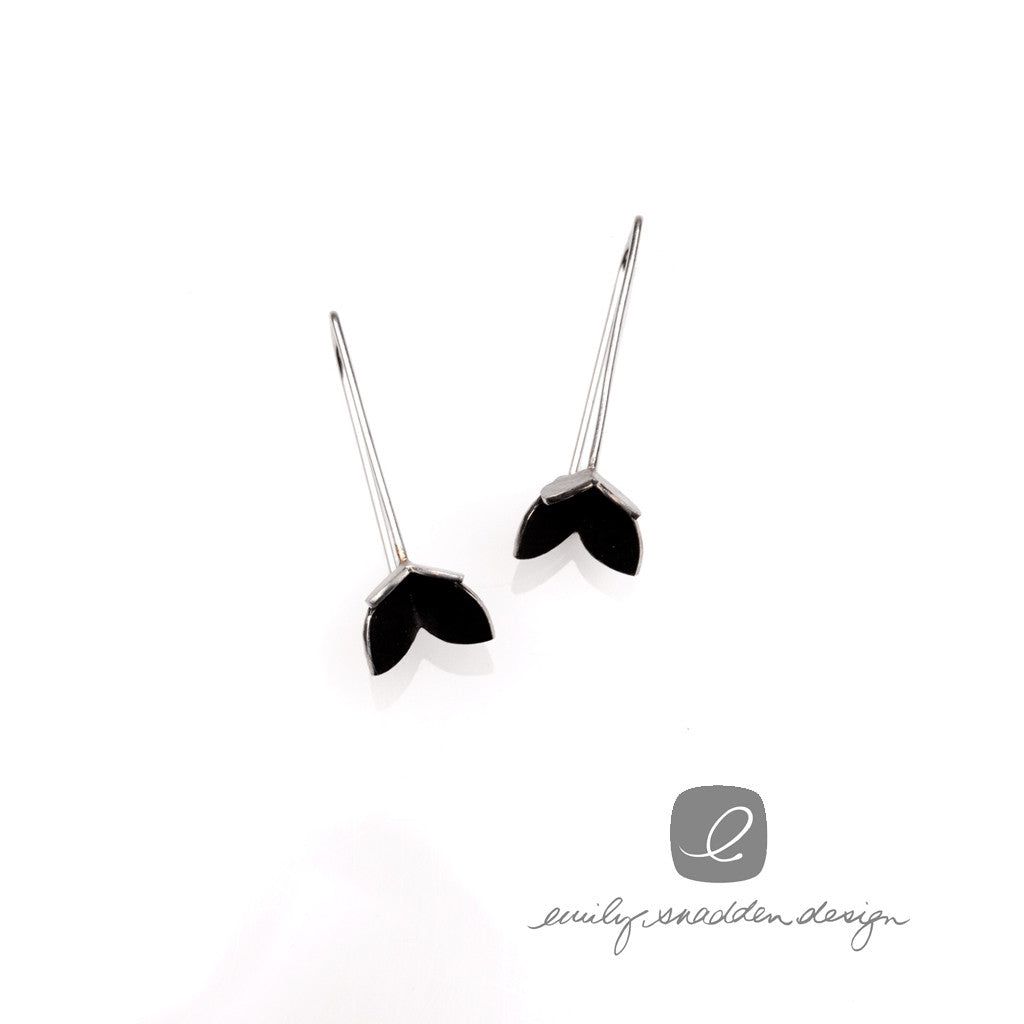 Open flower hooks