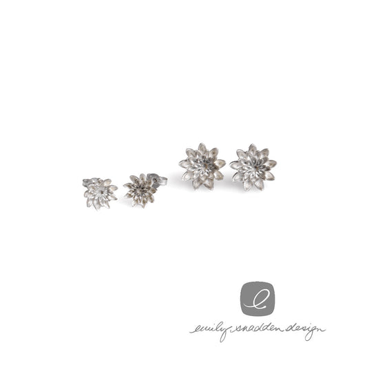 Lily earring
