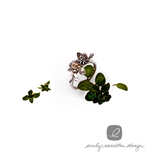 Flora 'keepsake' ring