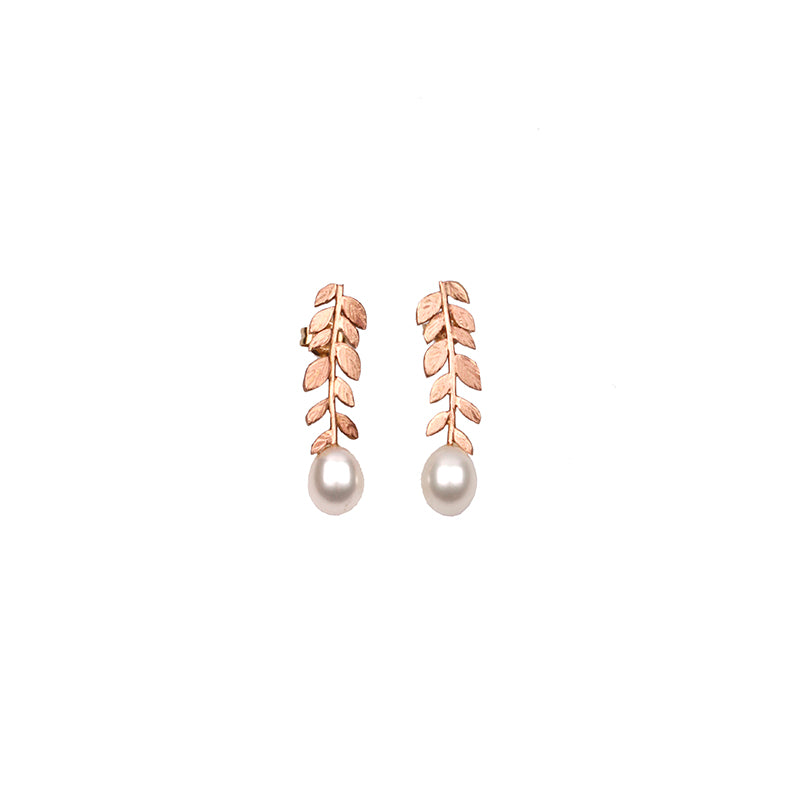 Foliage and pearl stud drops
