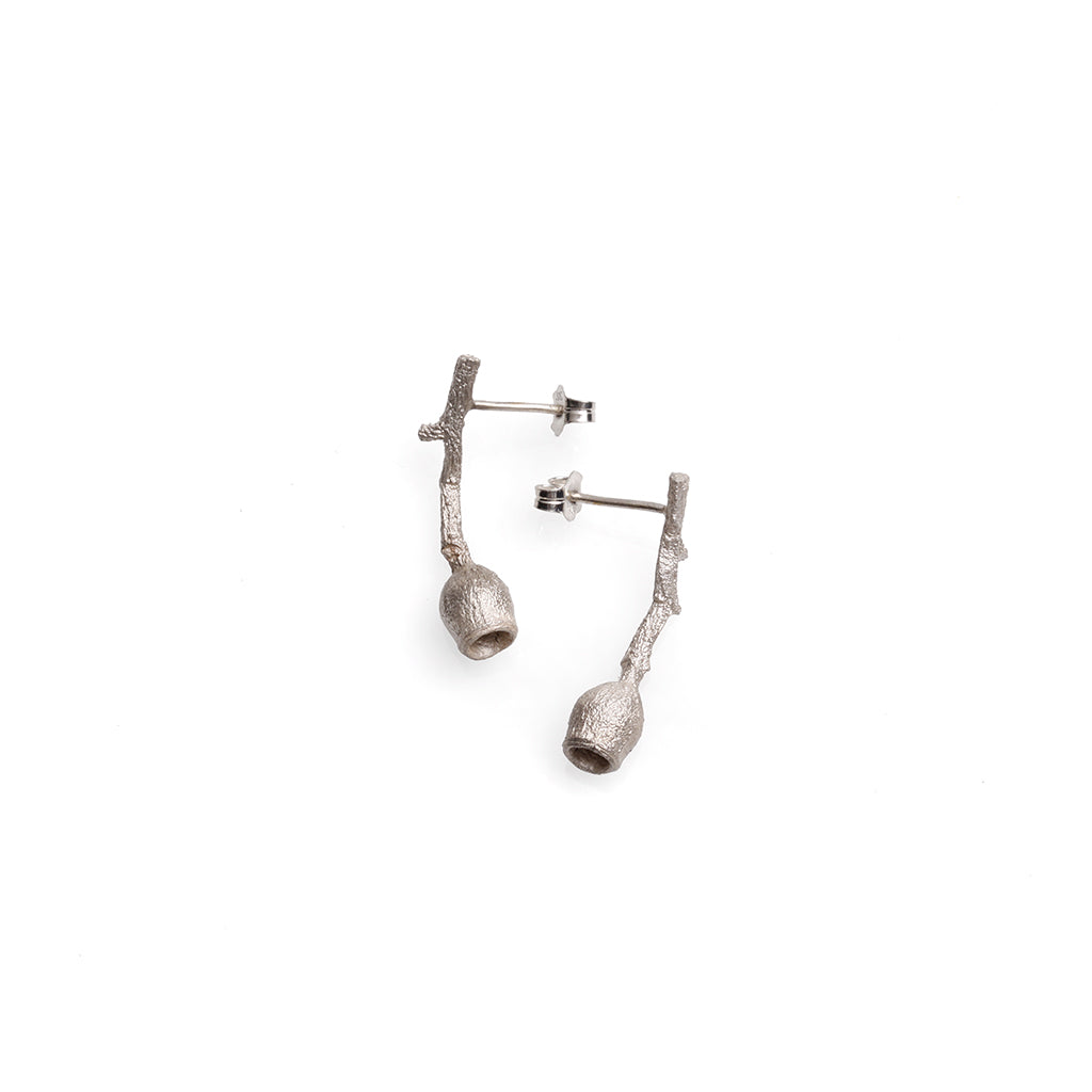 Gum Nut Studs (long)